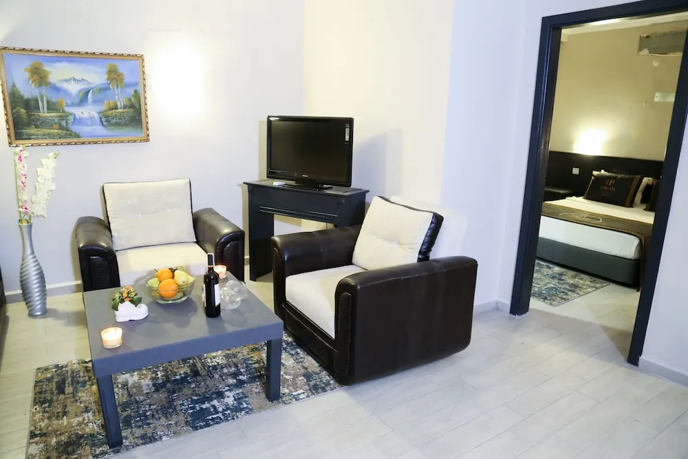 Süit, 1 Yatak Odası, Bahçe Manzaralı