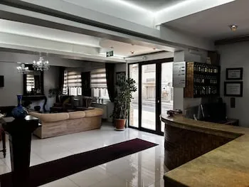 Demirci Otel