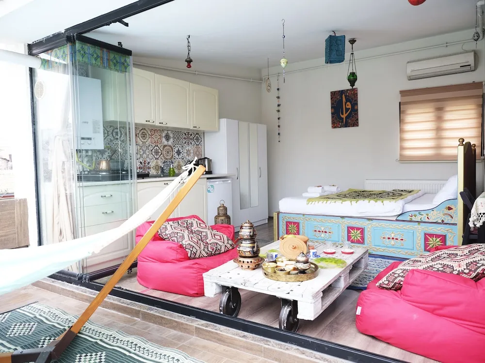 Romantic Çatı Katı (Loft), 1 Çift Kişilik Yatak, Teras, Şehir Manzaralı