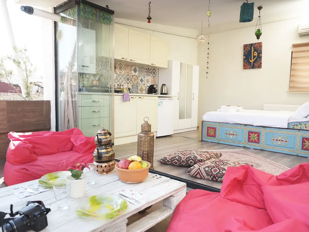 Romantic Çatı Katı (Loft), 1 Çift Kişilik Yatak, Teras, Şehir Manzaralı