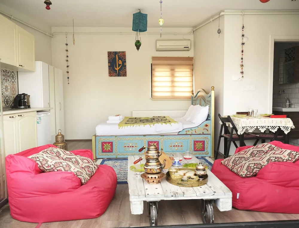 Romantic Çatı Katı (Loft), 1 Çift Kişilik Yatak, Teras, Şehir Manzaralı