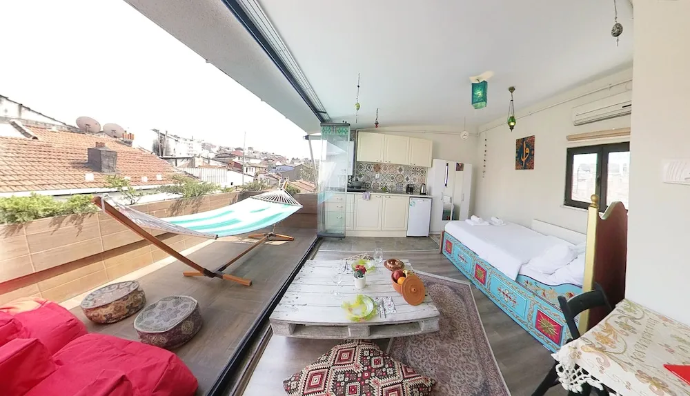 Romantic Çatı Katı (Loft), 1 Çift Kişilik Yatak, Teras, Şehir Manzaralı