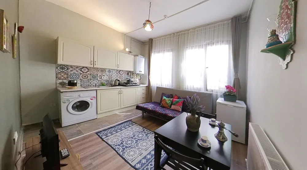 Comfort Apart Daire, 1 Çift Kişilik Yatak ve Çekyat, Mutfak, Zemin Kat