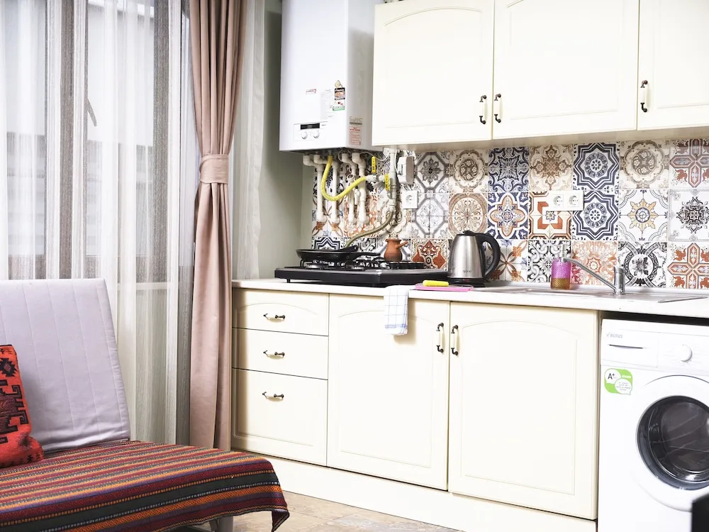 Apart Daire, 1 Çift Kişilik Yatak ve Çekyat, Mutfak