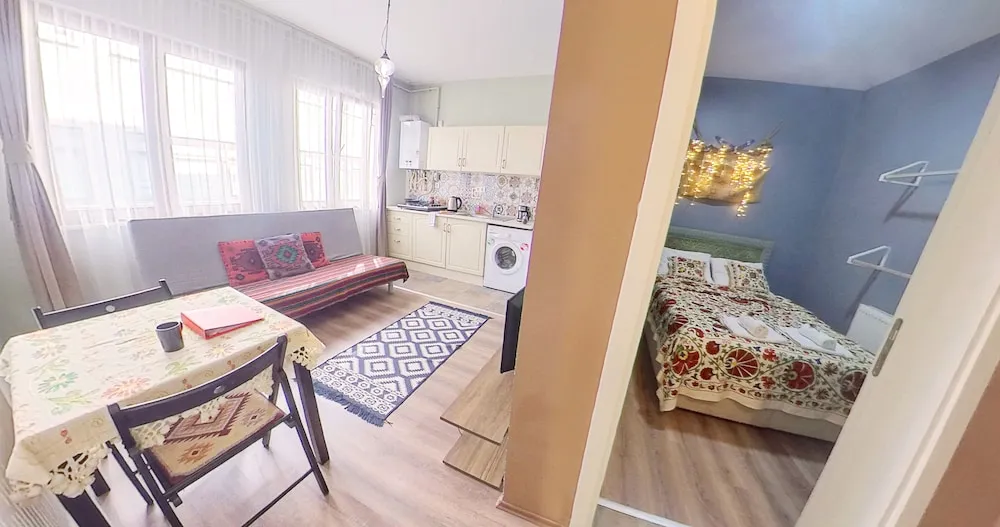 Apart Daire, 1 Çift Kişilik Yatak ve Çekyat, Mutfak