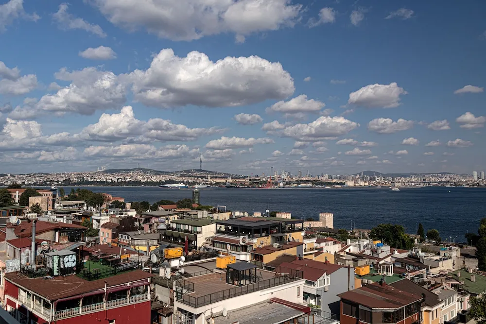 Family Oda, Balkon, Deniz Manzaralı