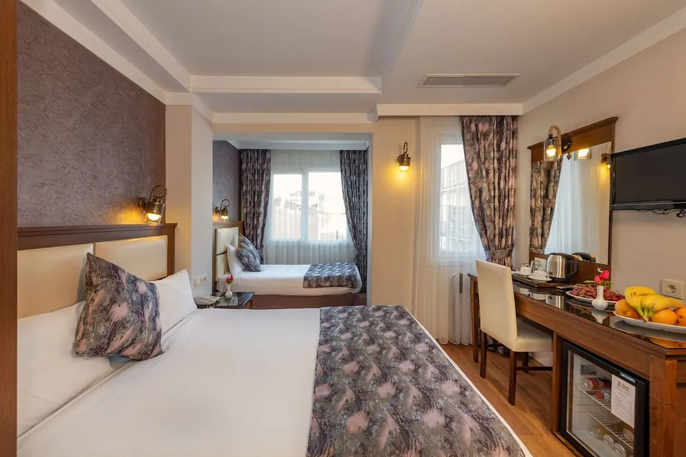 Üç Kişilik Oda, Balkon