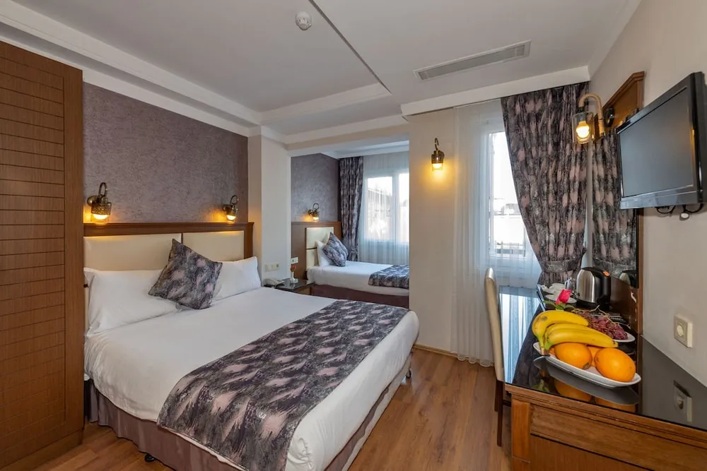 Üç Kişilik Oda, Balkon