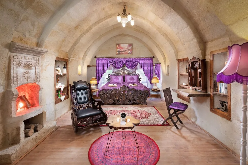 Premium Tek Büyük Yataklı Oda