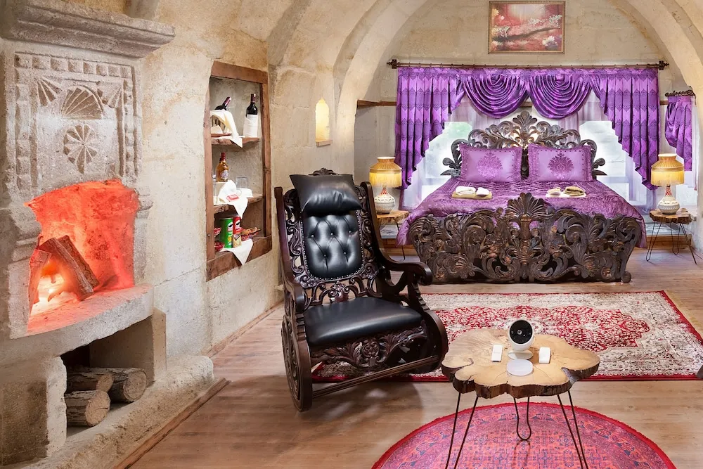 Premium Tek Büyük Yataklı Oda