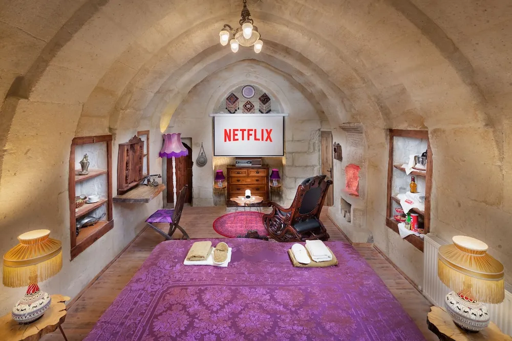 Premium Tek Büyük Yataklı Oda