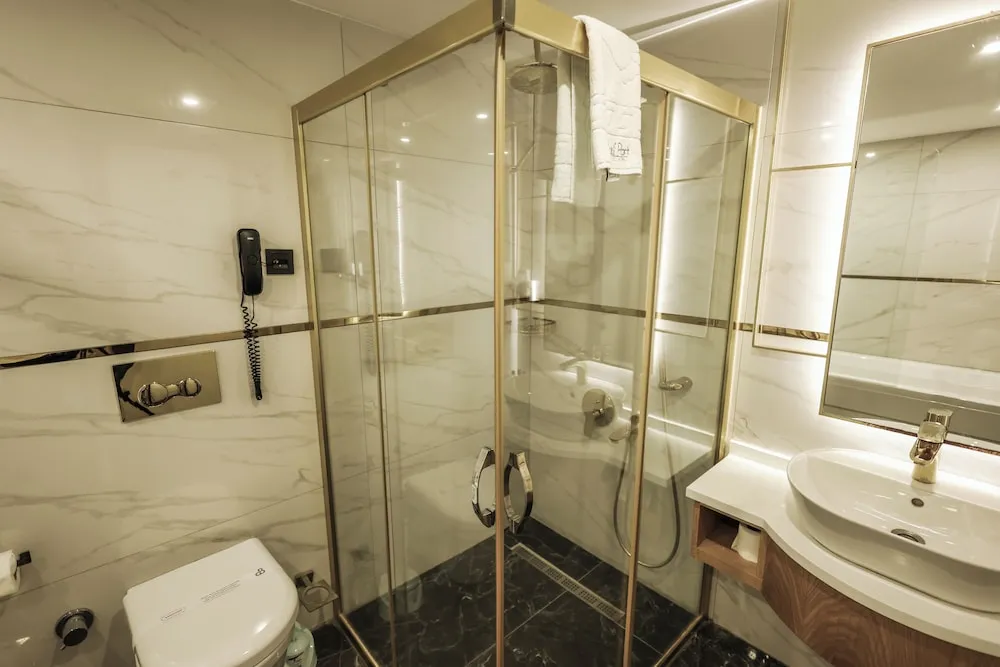 Standard Üç Kişilik Oda, Şehir Manzaralı