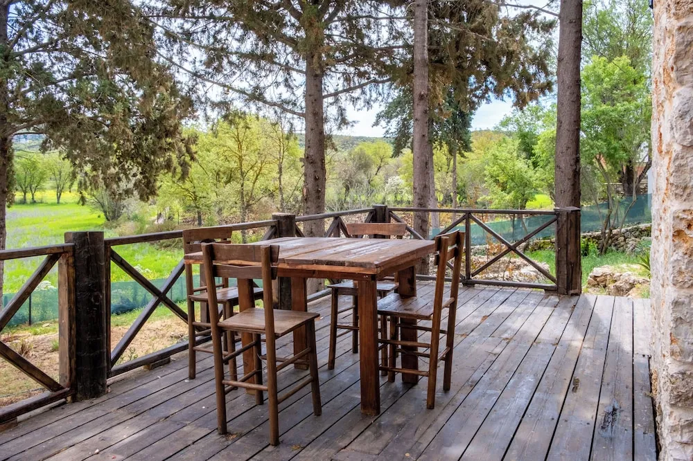 Traditional Ağaç Ev