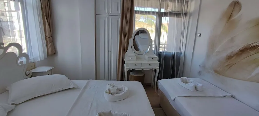 Deluxe Üç Kişilik Oda