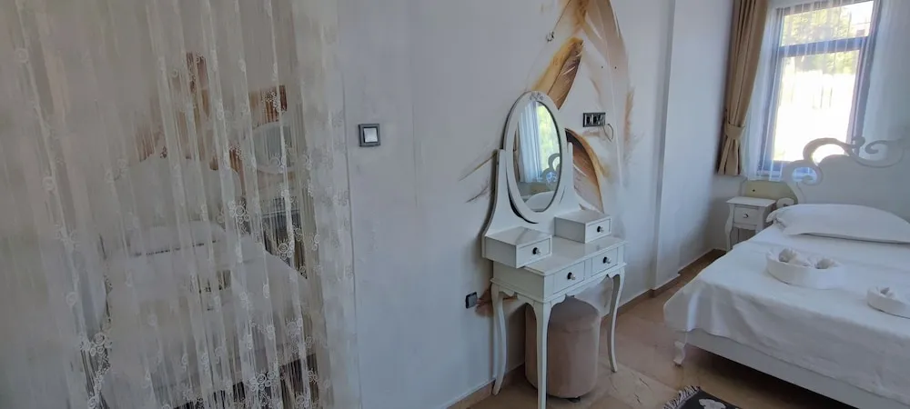 Family Dört Kişilik Oda