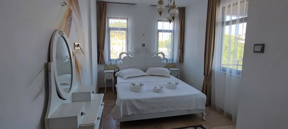 Family Dört Kişilik Oda