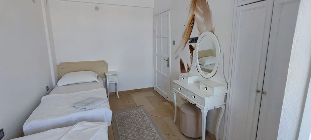 Economy İki Ayrı Yataklı Oda