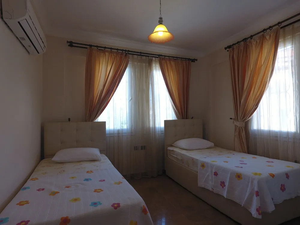 Villa, 5 Yatak Odası, Kişiye Özel Havuzlu