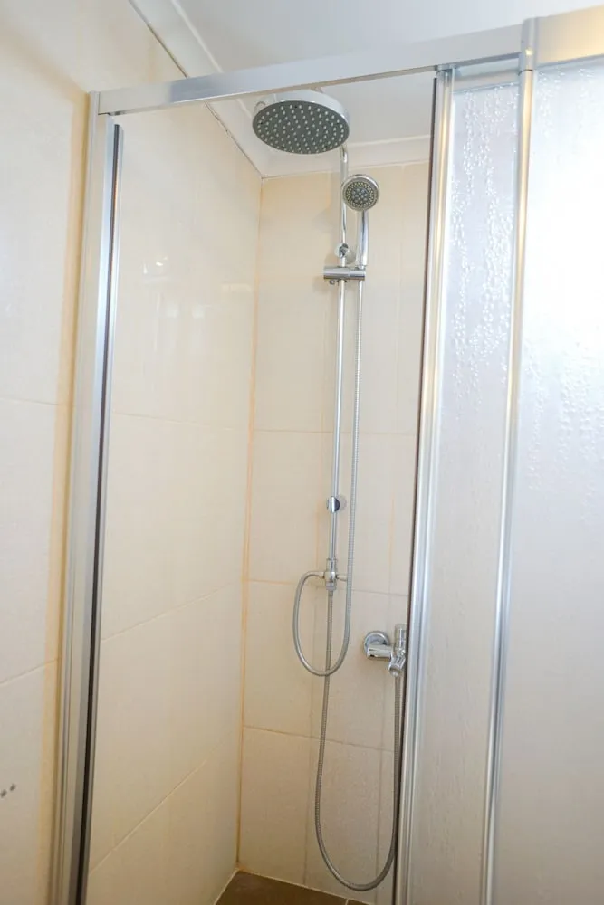 Deluxe Meydan Manzarali Oda