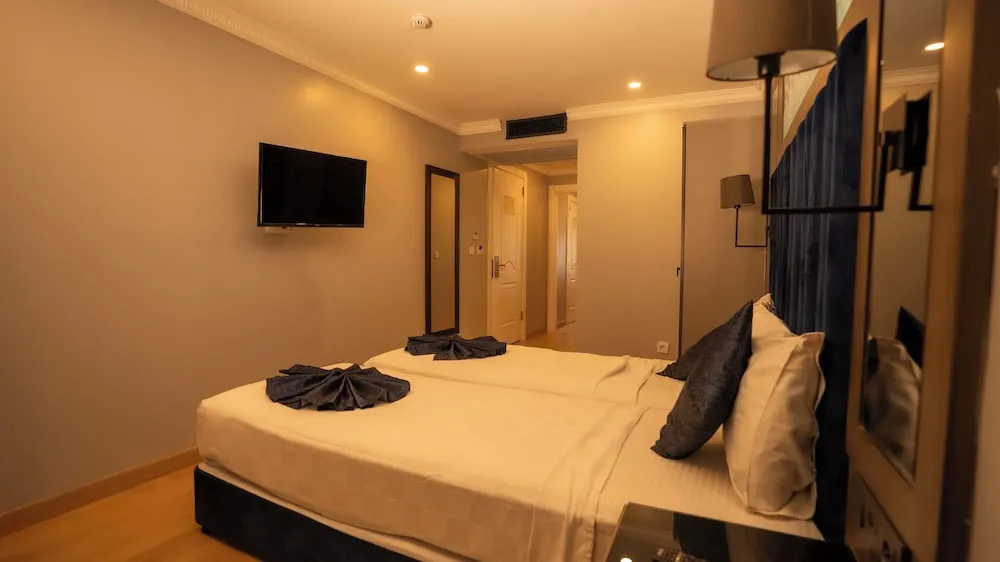 Family Oda, Şehir Manzaralı