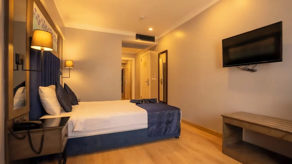 Family Oda, Şehir Manzaralı