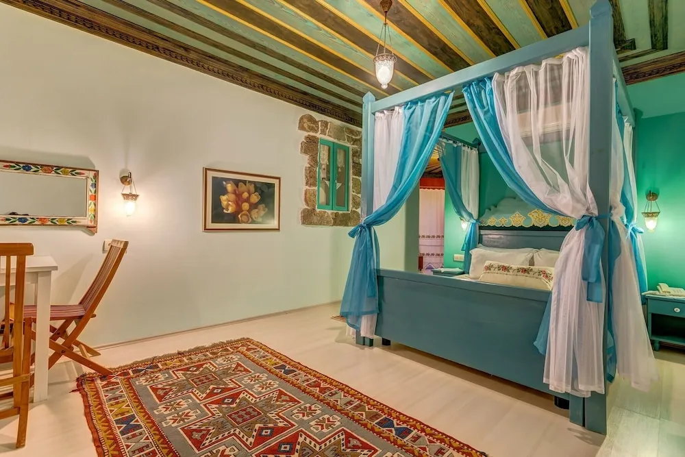 Corner Room With Balcony