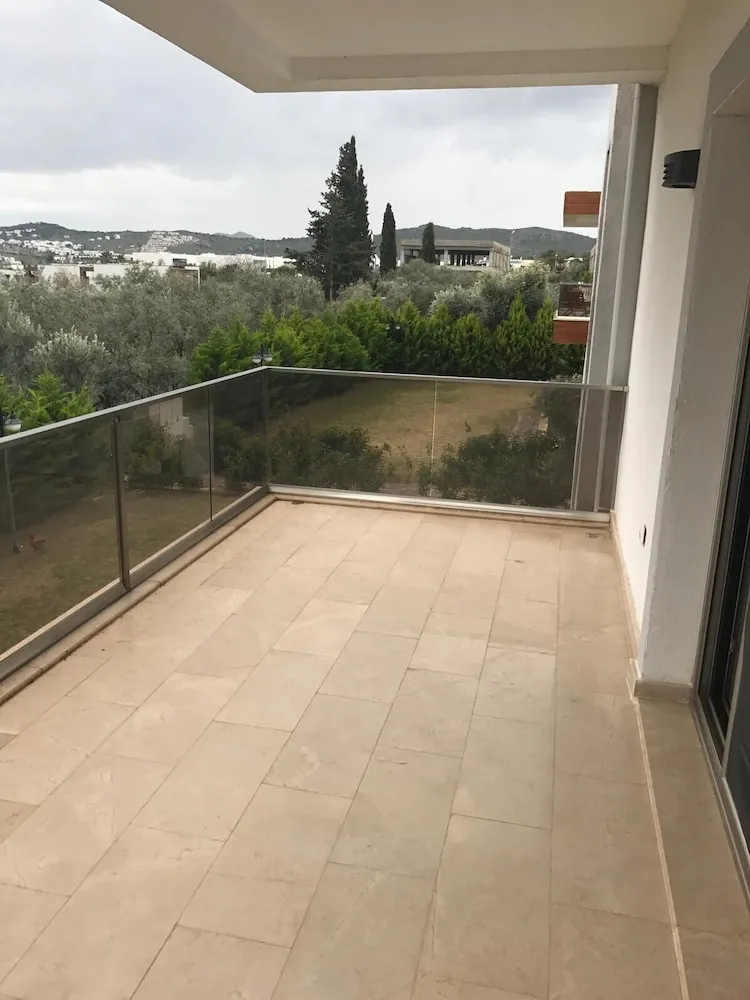 Grand Villa