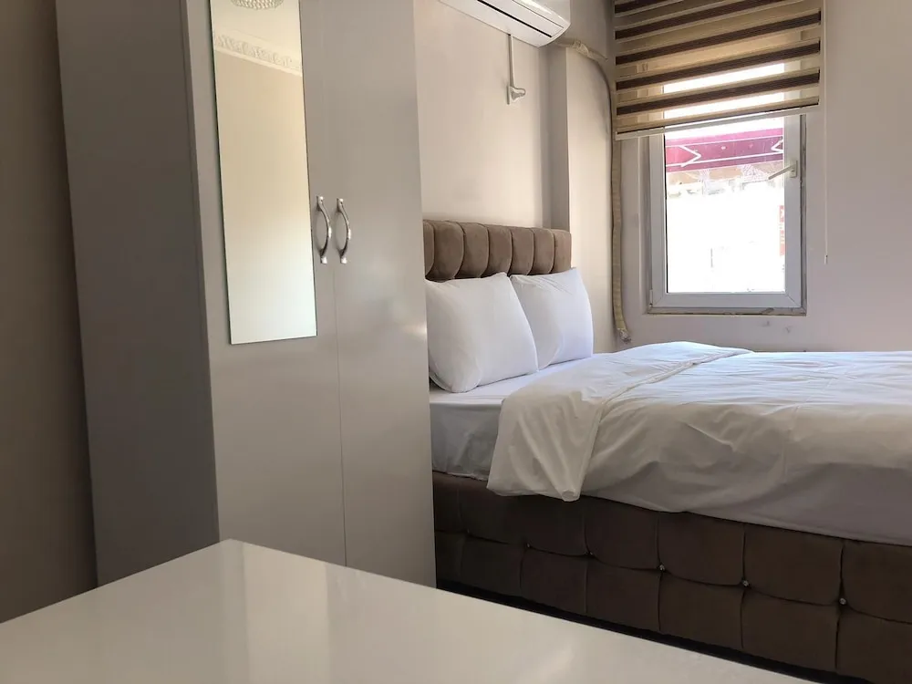 Deluxe Üç Kişilik Oda