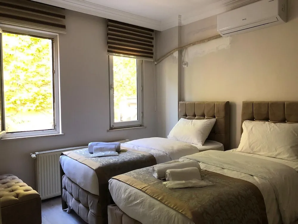 Deluxe Üç Kişilik Oda