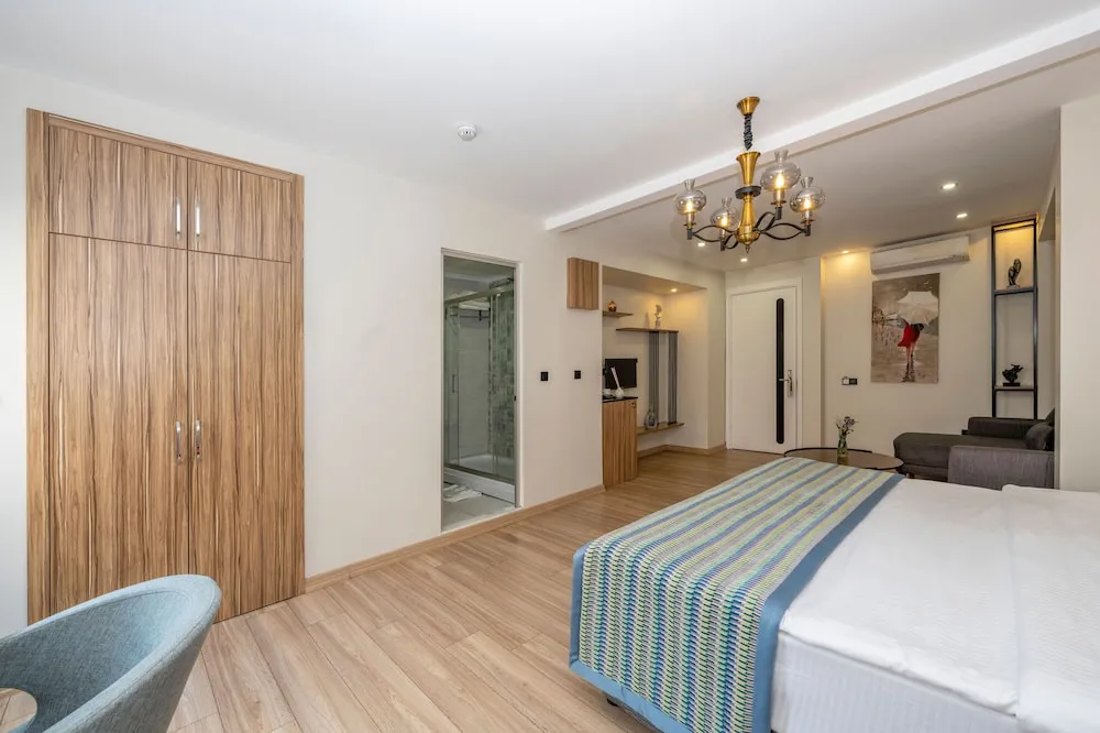 King Room