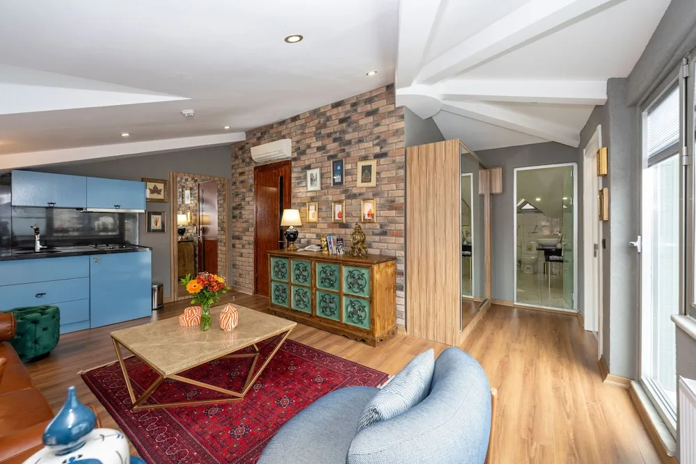 Deluxe Çatı Katı Süiti (Penthouse)
