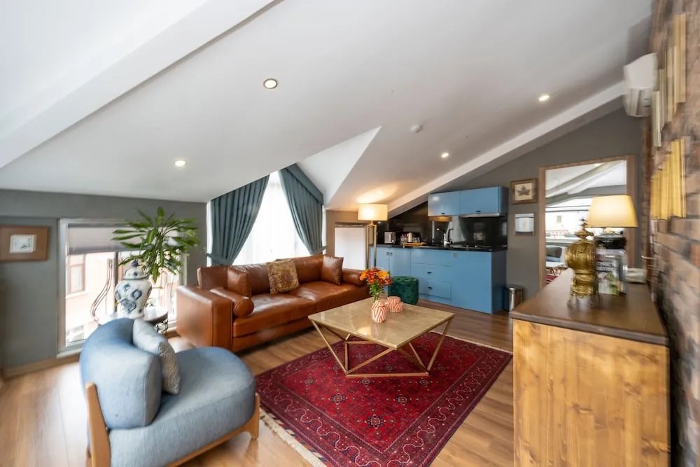 Deluxe Çatı Katı Süiti (Penthouse)