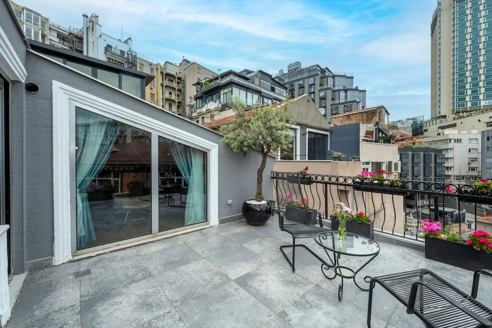 Deluxe Çatı Katı Süiti (Penthouse)
