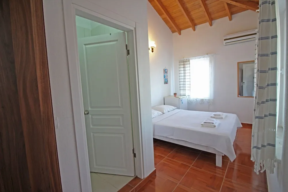 Standard Tek Büyük Yataklı Oda, Deniz Manzaralı