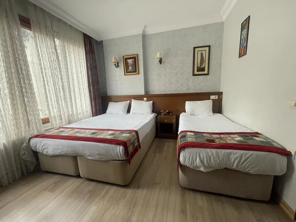 Standard Üç Kişilik Oda