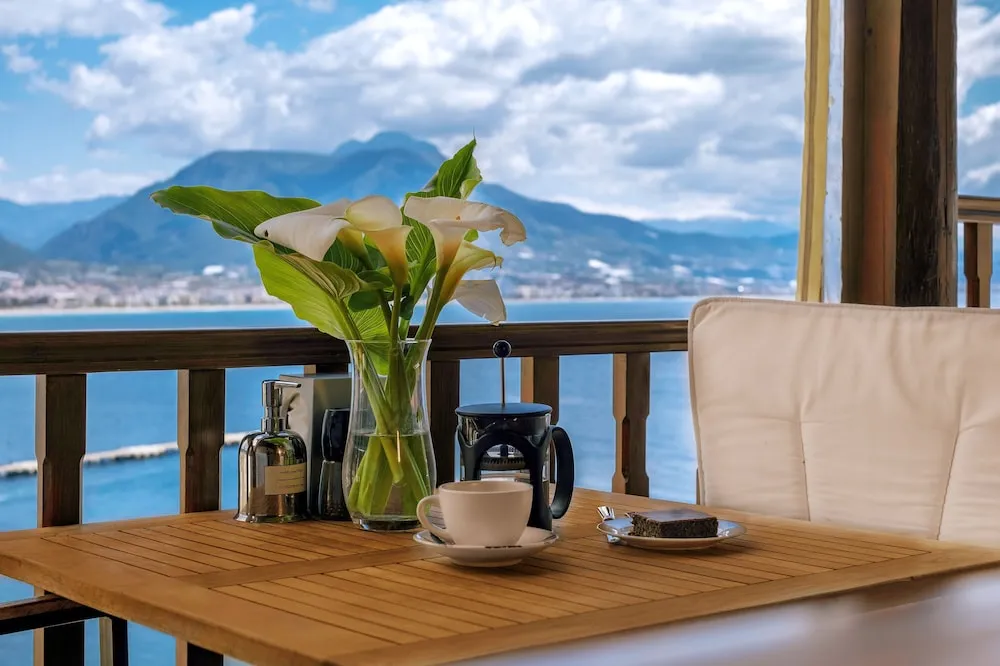 Honeymoon Süit, Deniz Manzaralı