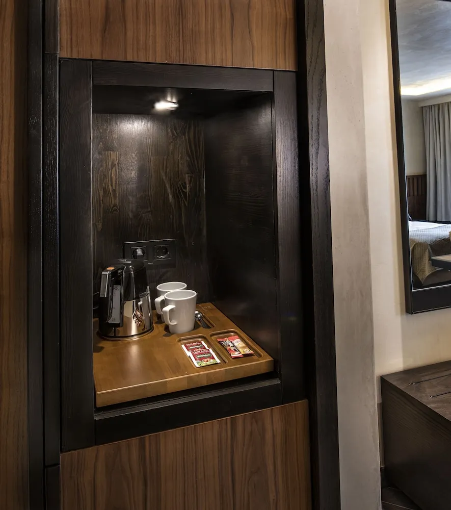 Standard Tek Büyük veya İki Ayrı Yataklı Oda