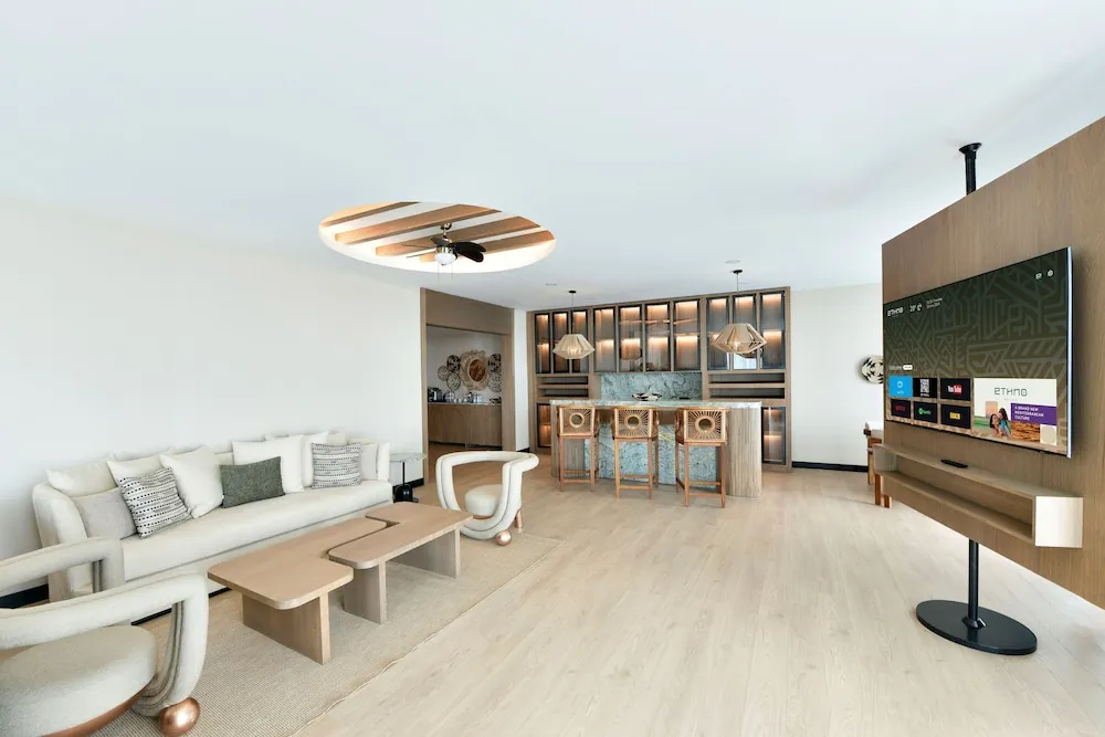 Ethno Suite Sea View
