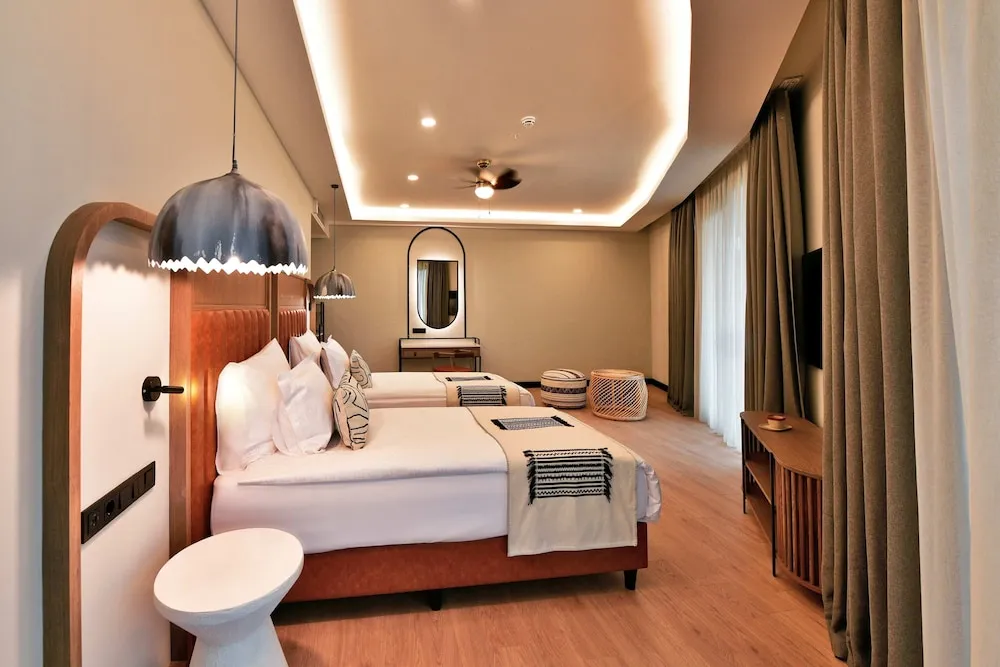 Family Corner Suite Sea View
