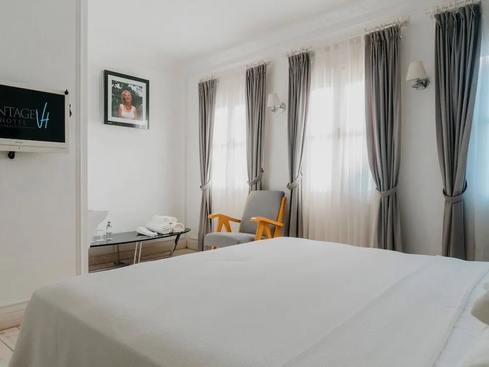 Deluxe Tek Büyük Yataklı Oda, 1 Büyük (Queen) Boy Yatak