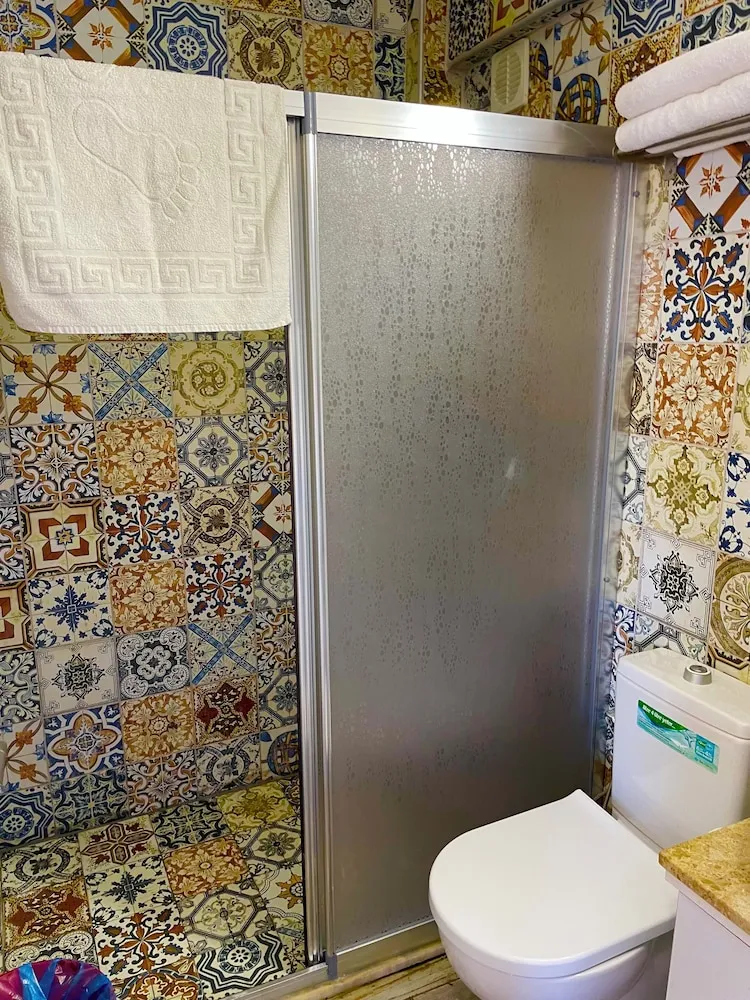 Standard Üç Kişilik Oda, Deniz Manzaralı