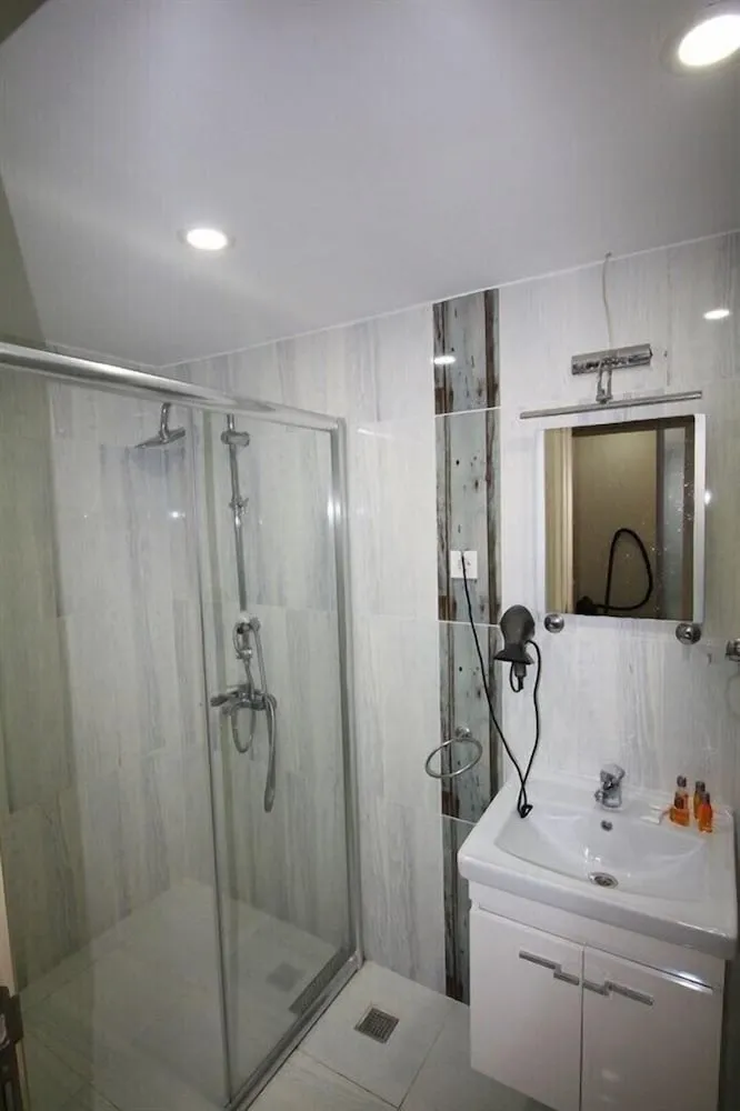 Deluxe Double or Twin Room with Sea View