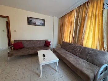 Elegant Baronessa Apart Hotel