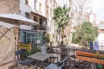 Sweet Home Heart Of Galata