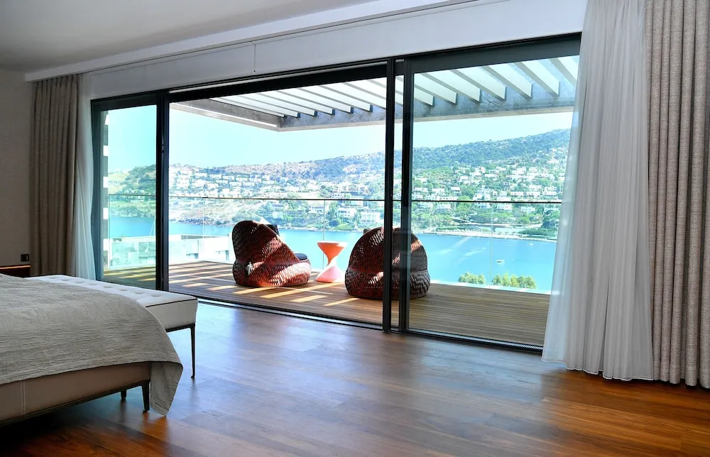 Luxury Villa
