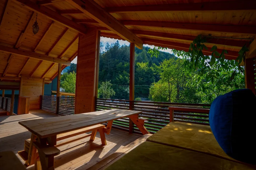 Deluxe Bungalov