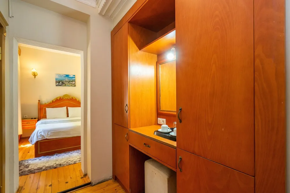 Deluxe Single Room