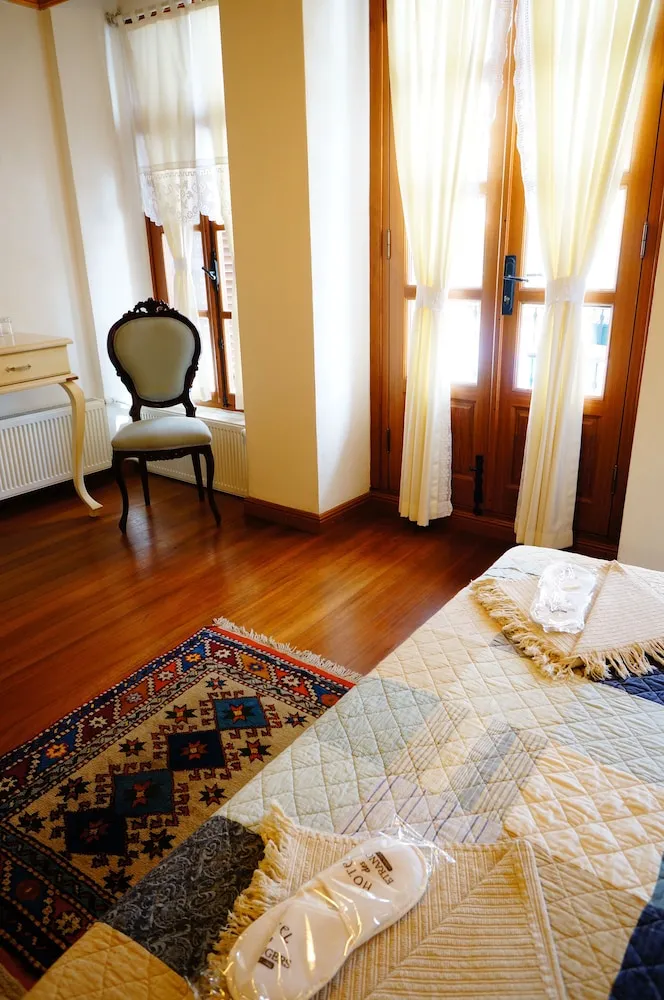 Deluxe Tek Büyük Yataklı Oda, 1 Çift Kişilik Yatak, Deniz Manzaralı
