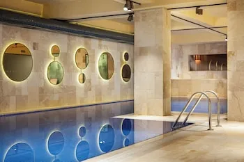 Delta Hotels İstanbul Kağıthane