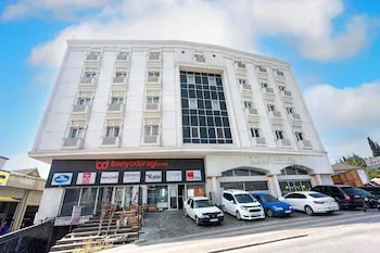 Marina Park Hotel